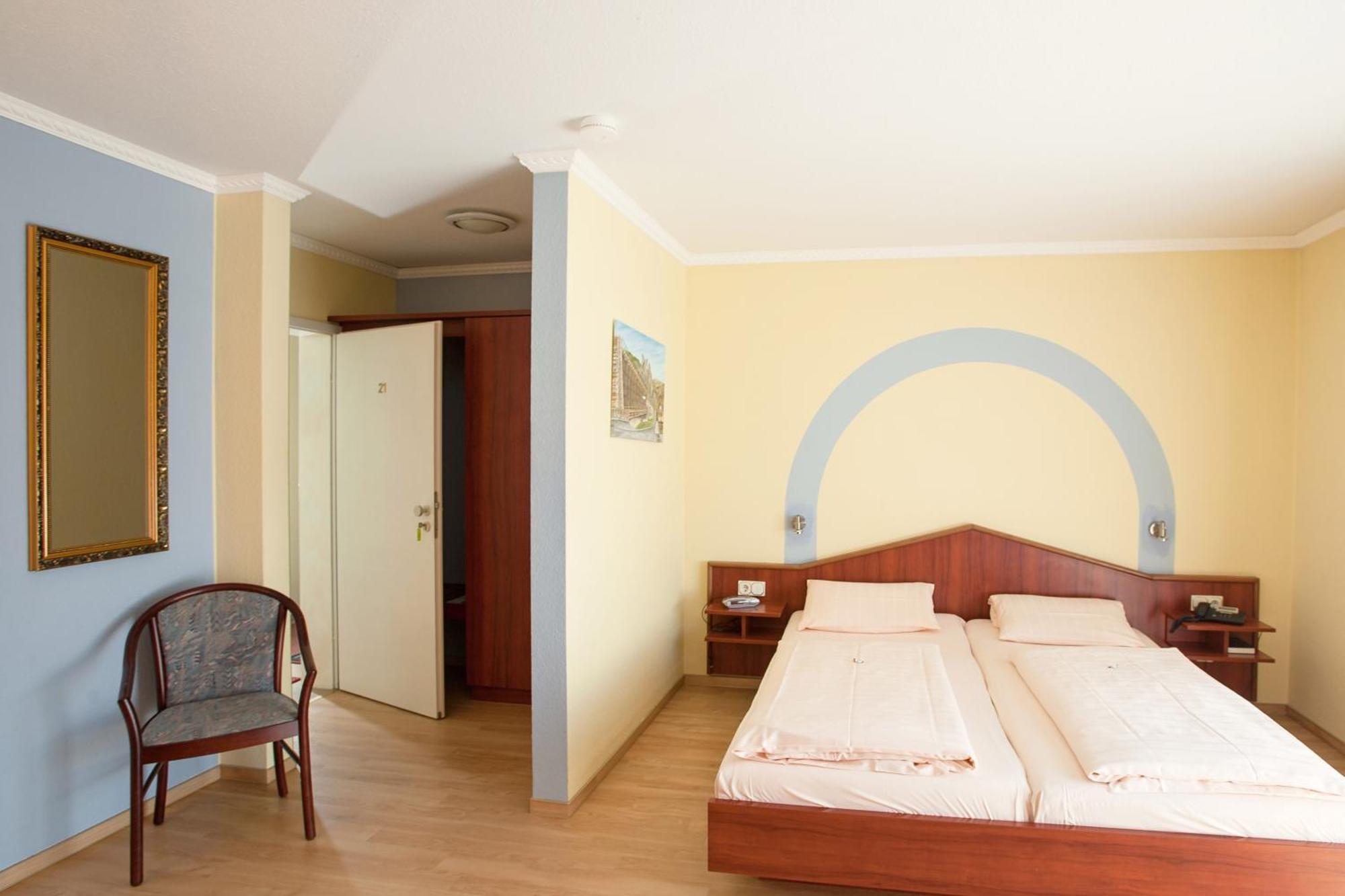 Land-Gut-Hotel Burgblick Bad Kreuznach Exteriör bild