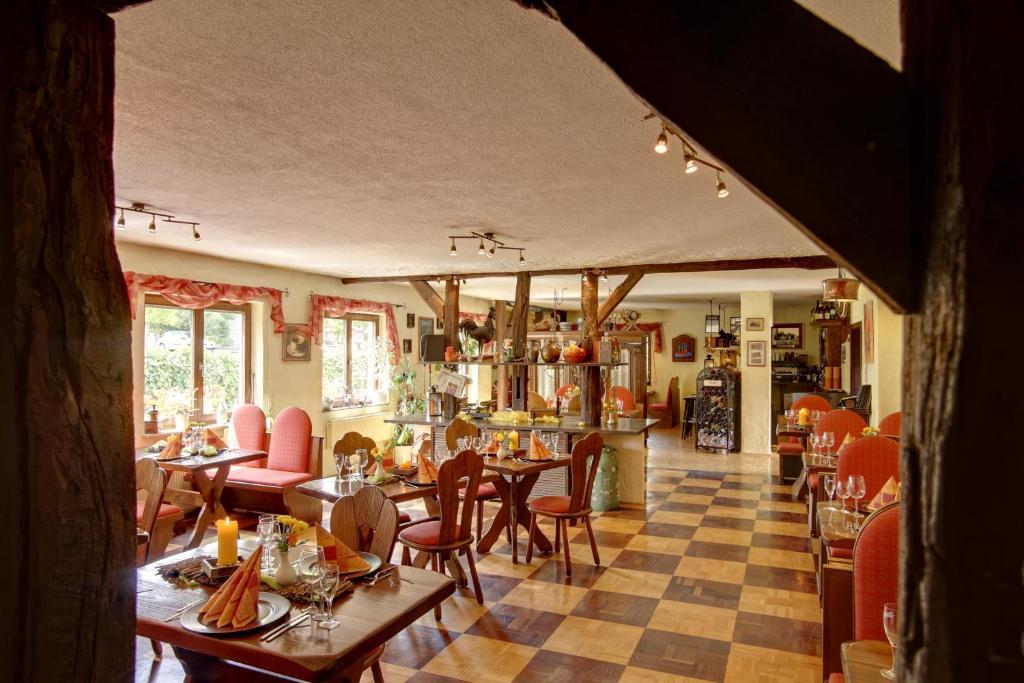 Land-Gut-Hotel Burgblick Bad Kreuznach Exteriör bild